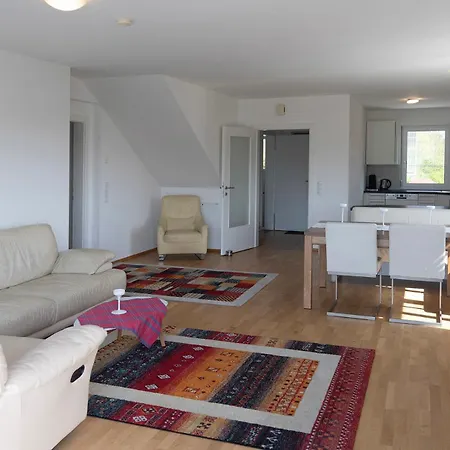 Apartment Panoramablick Dobl-Zwaring