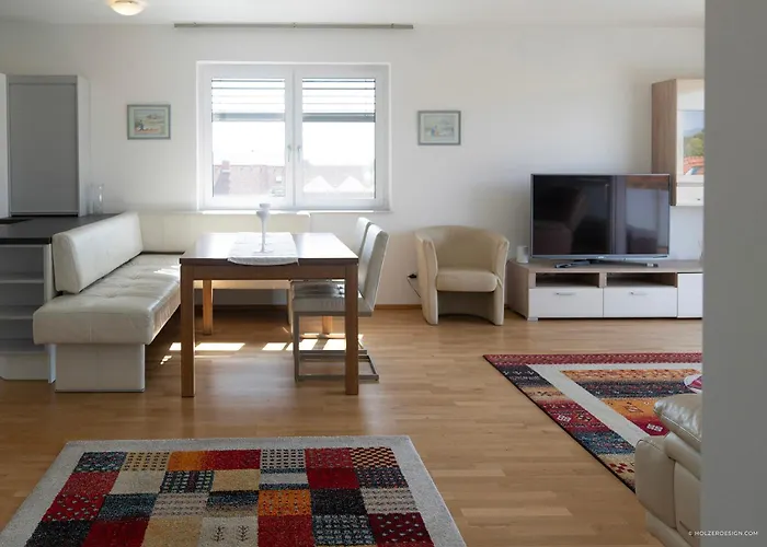 Panoramablick * Dobl-Zwaring